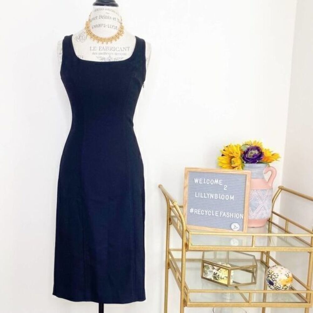 BCBG MaxAzria Little black sheath NWT dress sz 4
